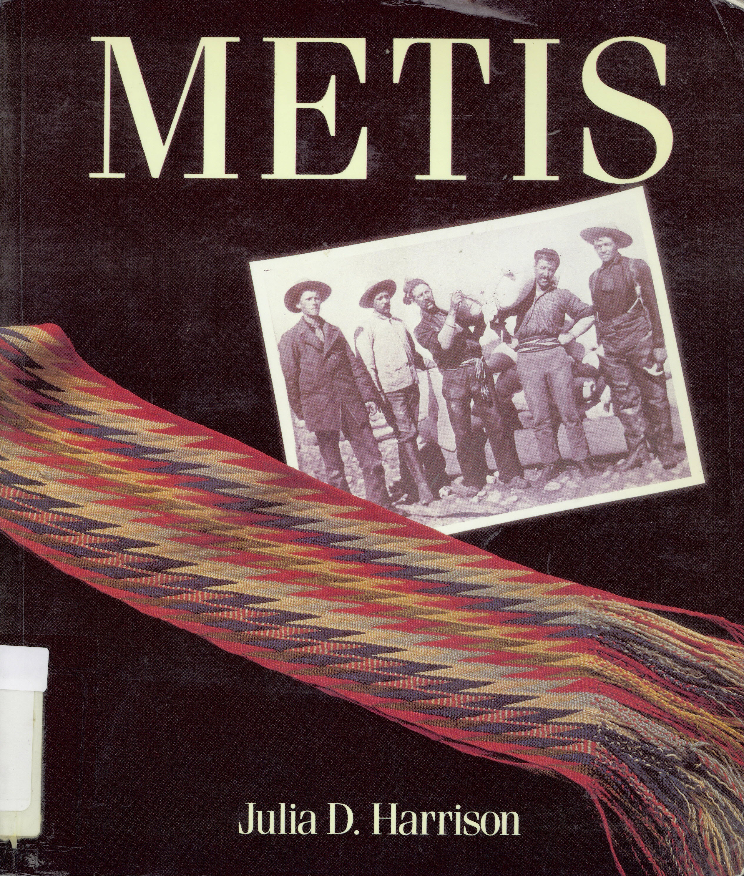 Metis: : people between two worlds /